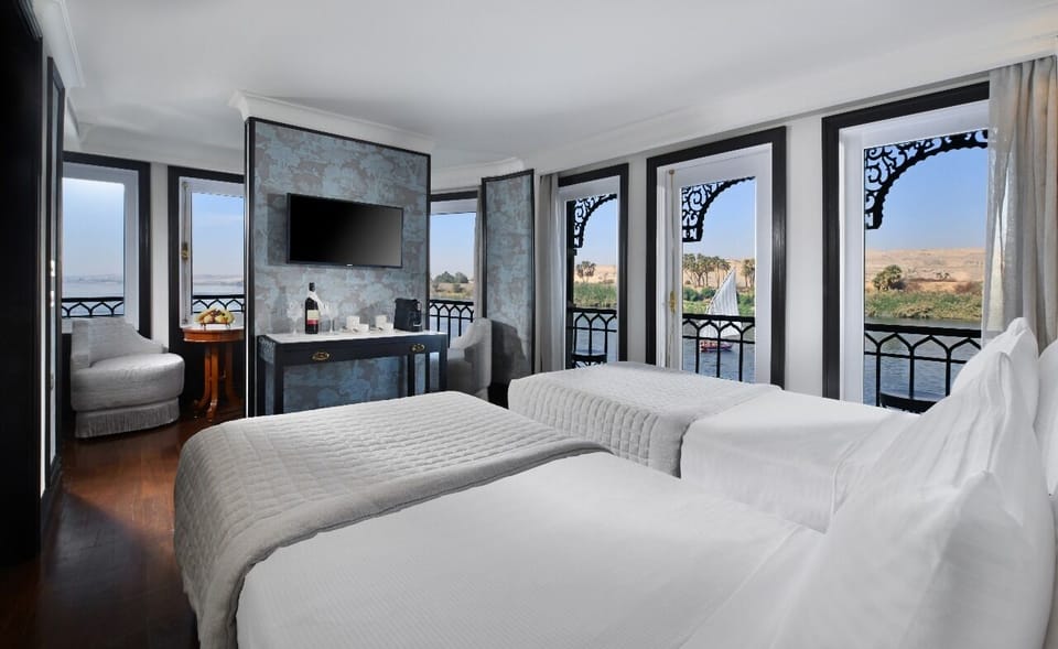 Panoramic Suite | Minibar, soundproofing, free WiFi, bed sheets