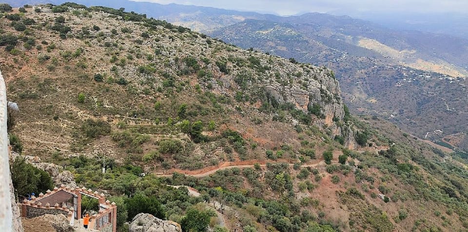 Zip wire in Comares