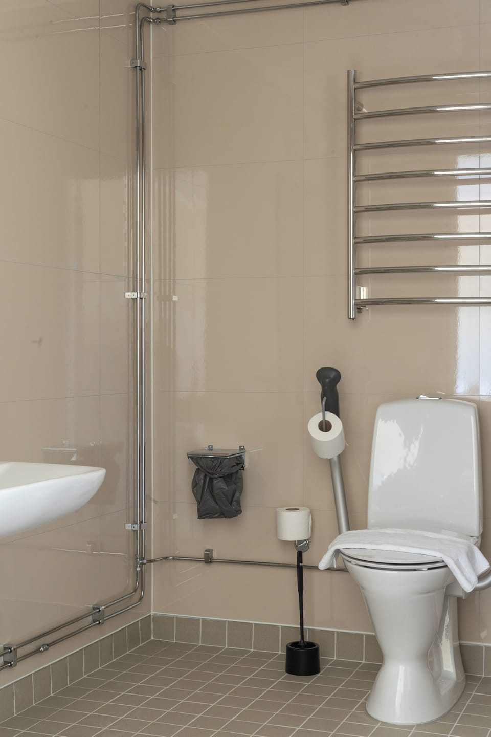 Shower, hair dryer (on request), towels, soap