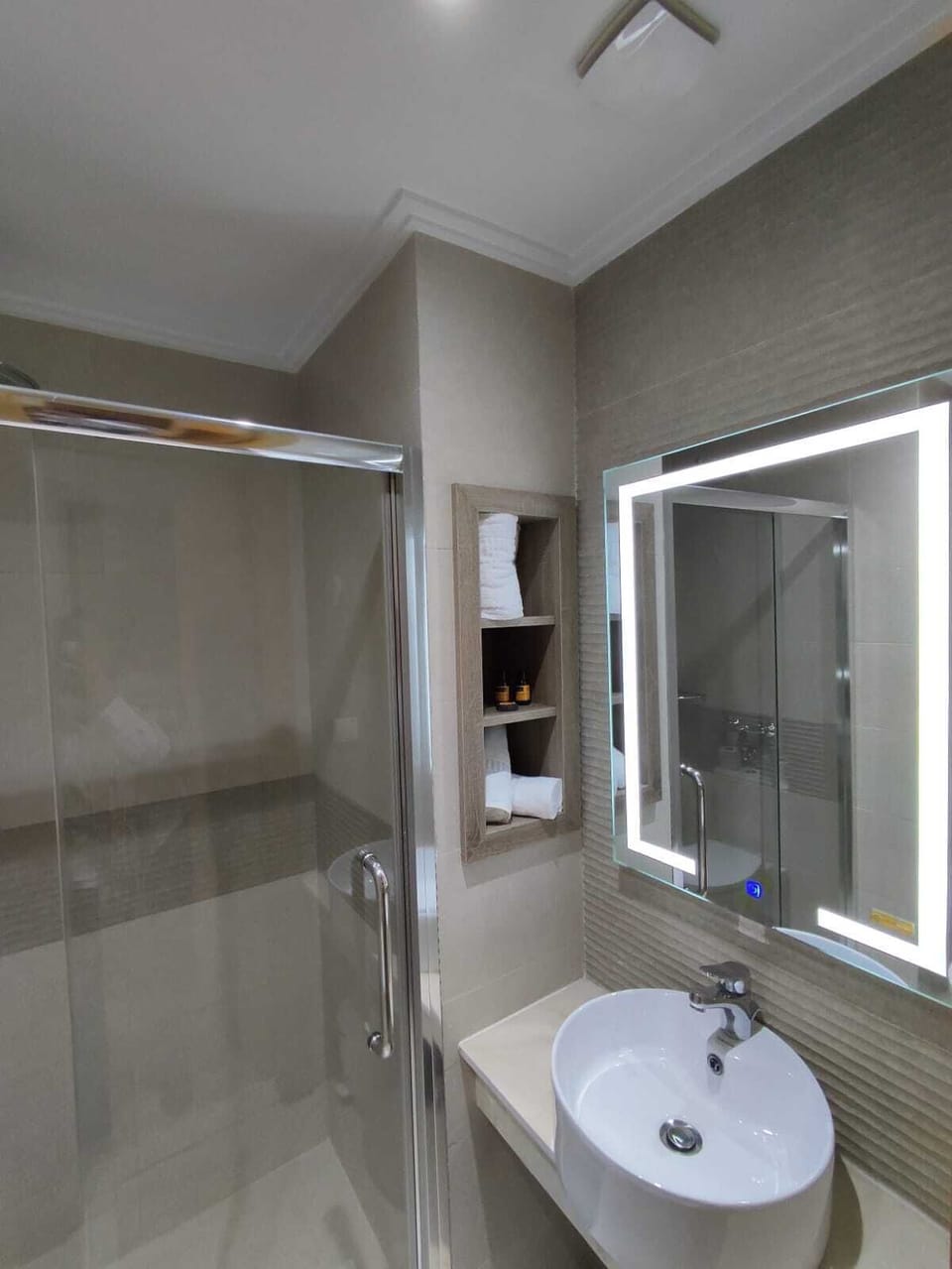 Comfort Double or Twin Room, 2 Twin Beds | Bathroom