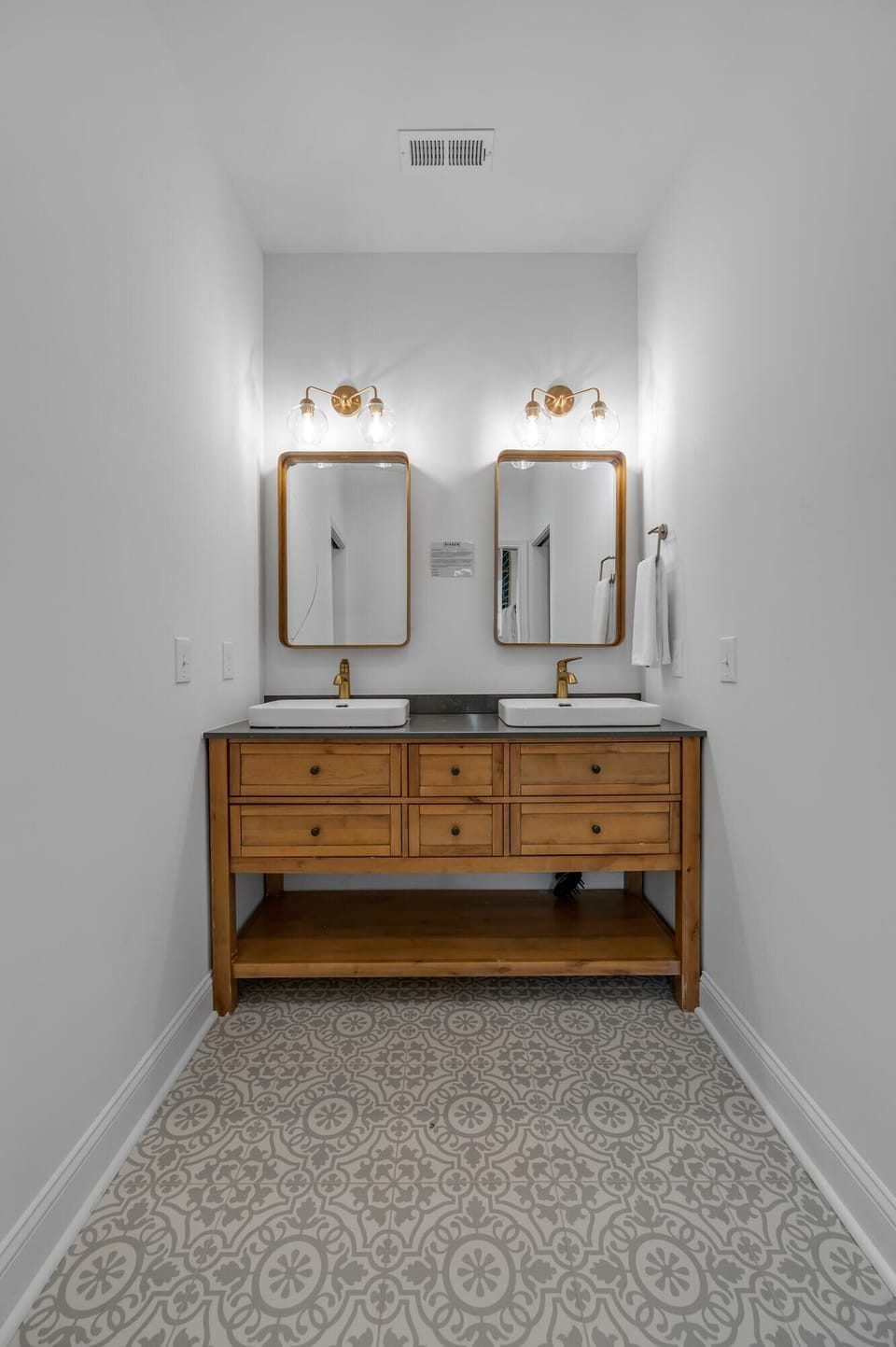 Jack n Jill Bathroom for Bedroom #2 and #3