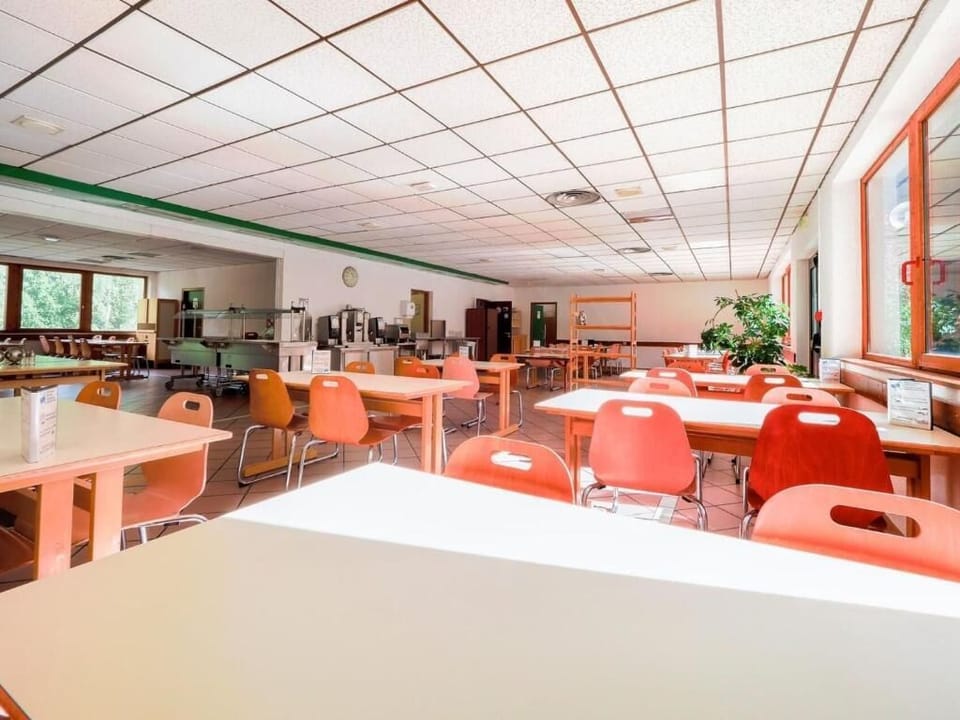 Daily buffet breakfast (EUR 6.9 per person)