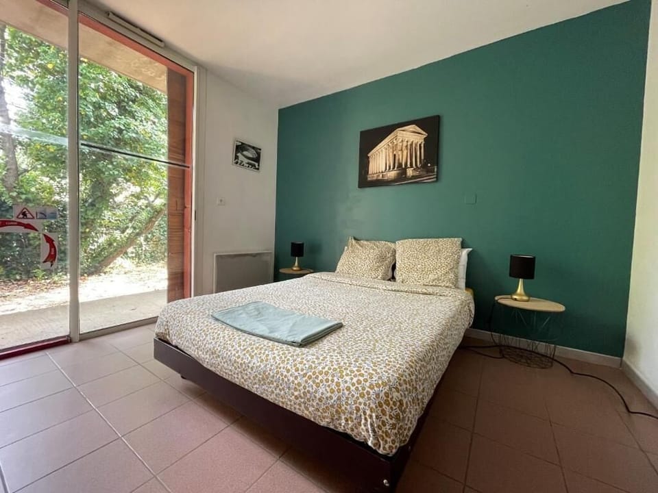 Double Room with Shared Bathroom