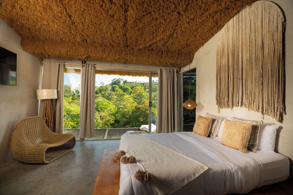 Deluxe Bungalow Room | Premium bedding, down comforters, individually decorated