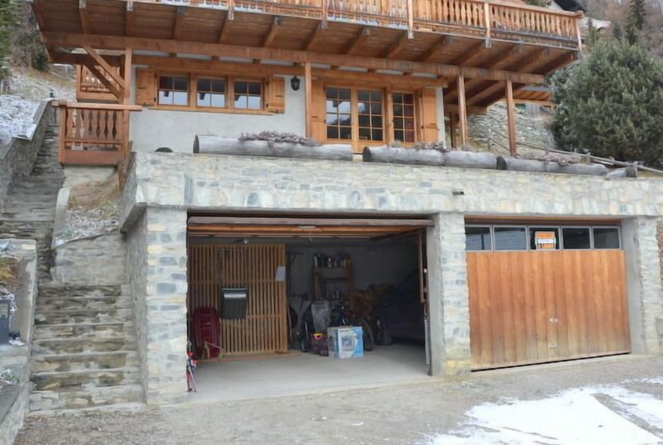garage of the chalet
