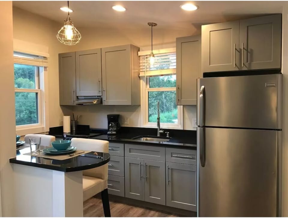 Full Kitchen with Bar Top Seating