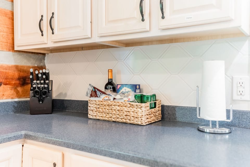 Fully stocked kitchen to prep all your group meals!