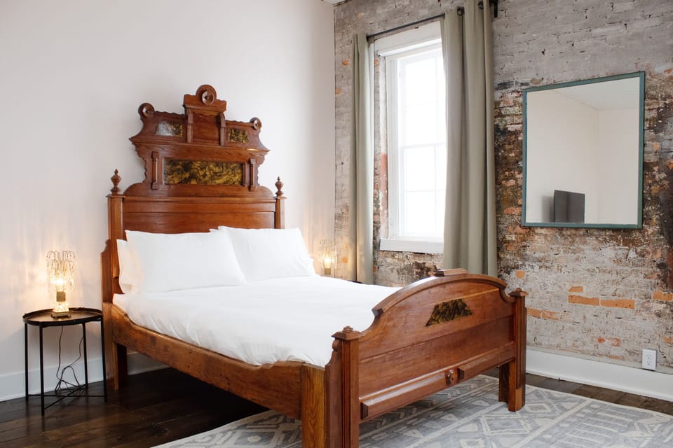 Superior Suite, Ensuite | Desk, laptop workspace, blackout drapes, iron/ironing board (on request)