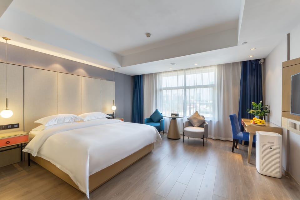 Deluxe Double Room Single Use | Premium bedding, down comforters, minibar, individually decorated