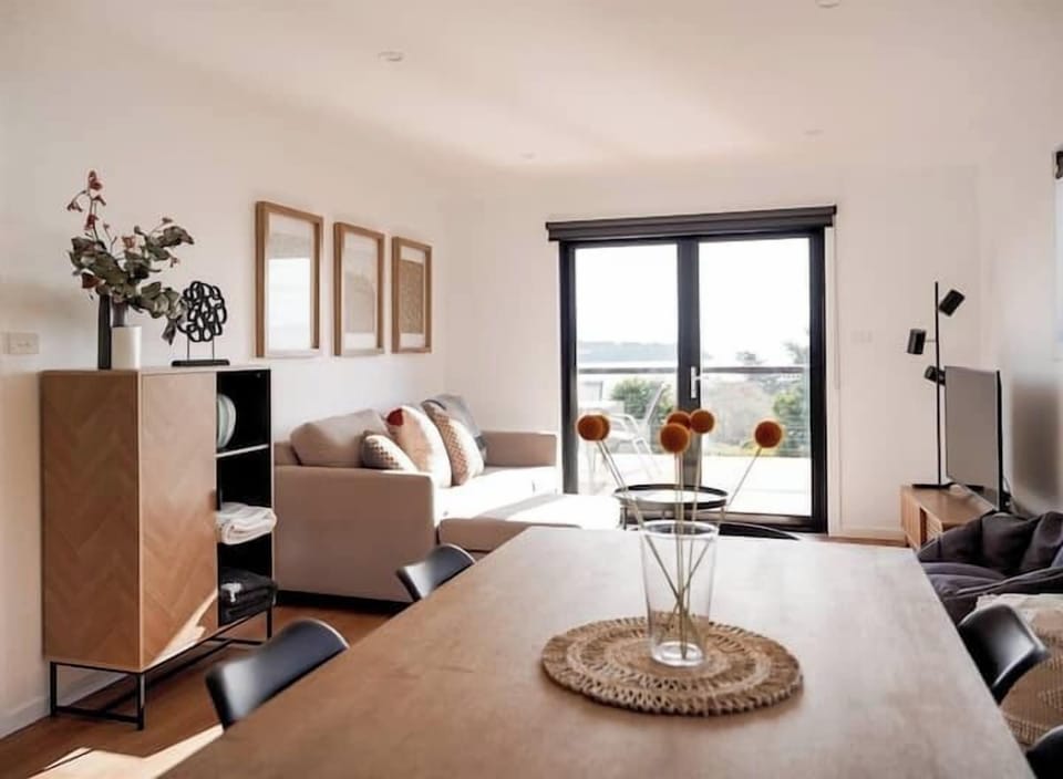 C33940d5 85a4 46b8 8589 33a73df1c4c7 (1)