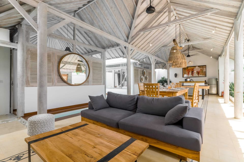 Basic Villa, 2 Queen Beds | Living area | 50-inch TV with digital channels, streaming services