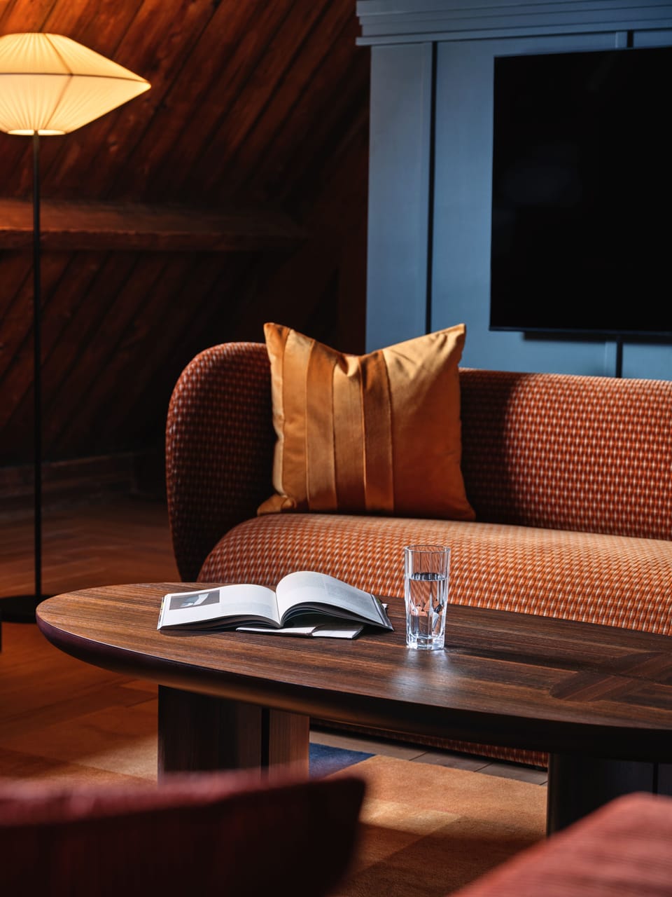 Studio | Premium bedding, in-room safe, desk, blackout drapes