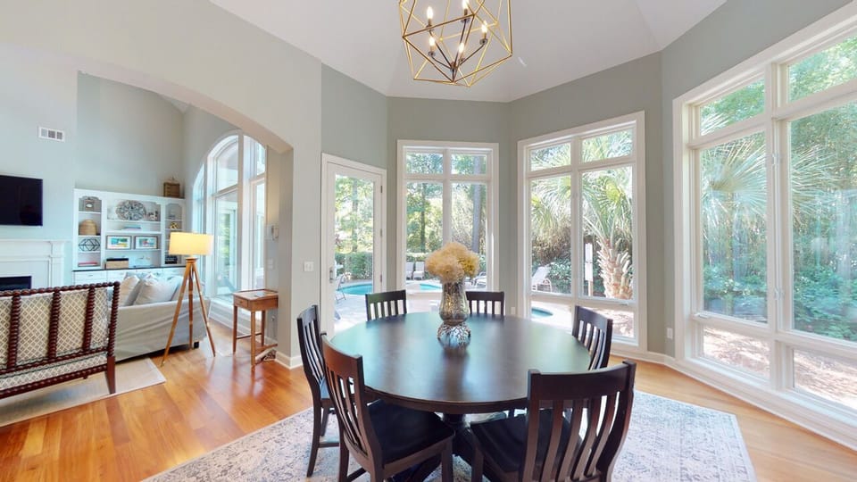 Breakfast Nook
