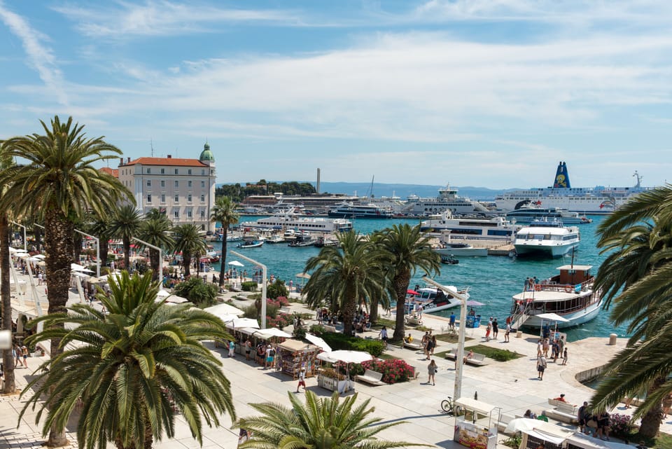 Palms Promenade Luxury Rooms Bed and Breakfast in Split
