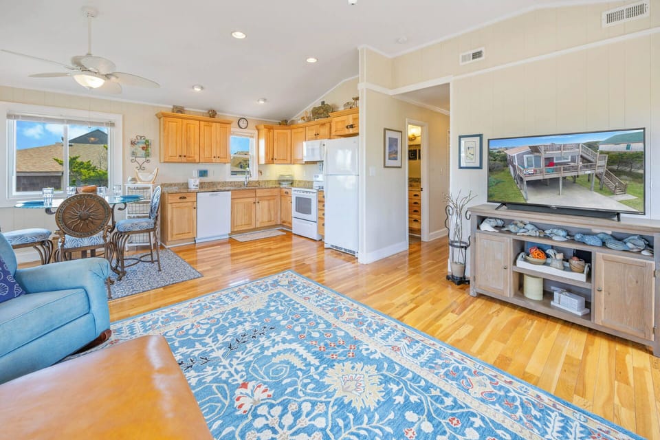 Surf or Sound Realty - 1088 - Jolly Mon - Great Room -4