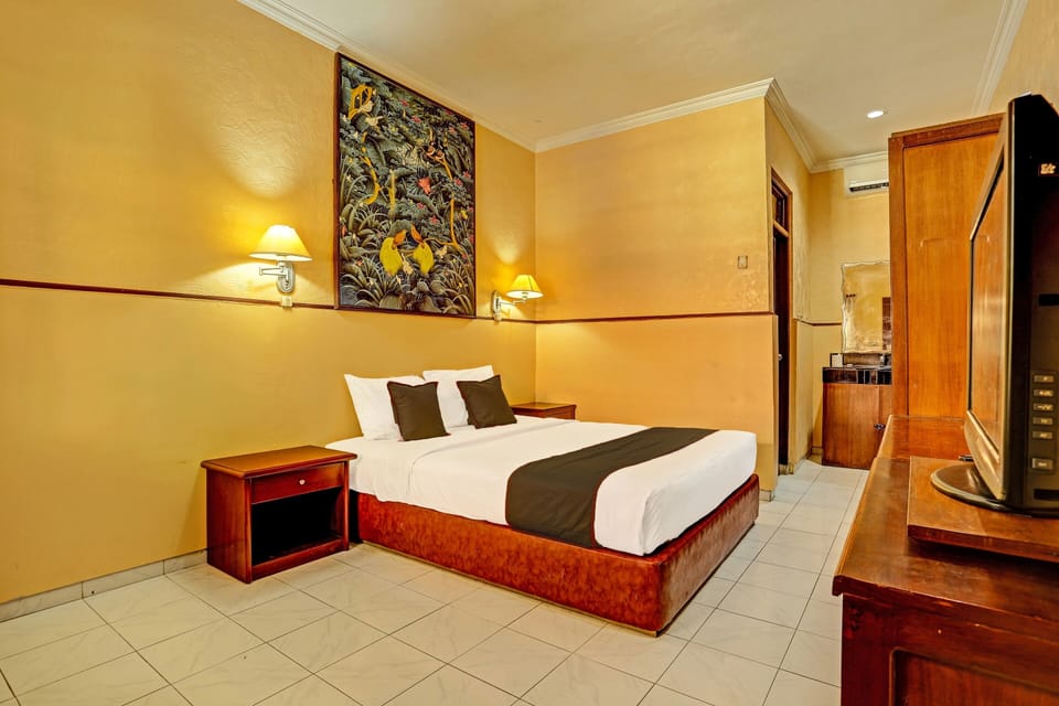 Deluxe Double Room | Desk, free WiFi, bed sheets