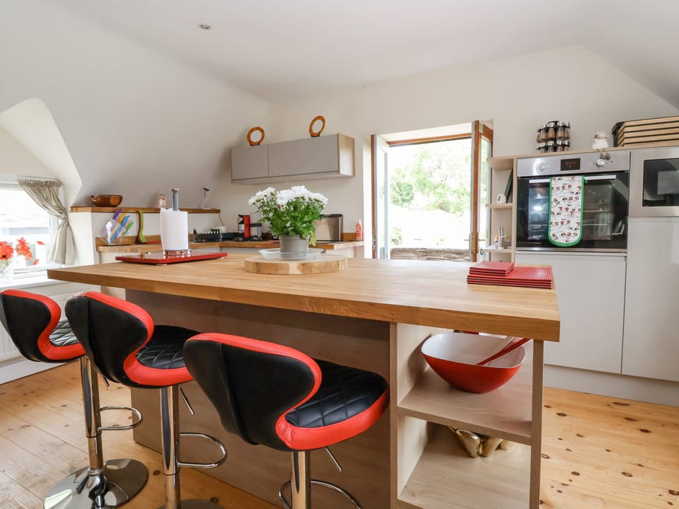 Cottage | Interior