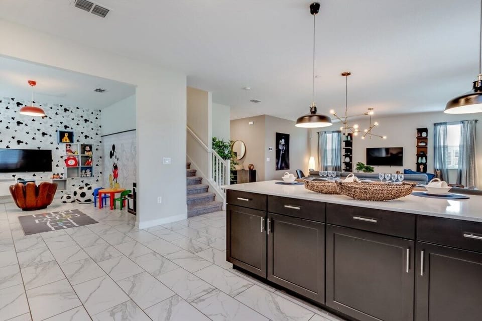 8940TitaniumWay,ChampionsGate_13
