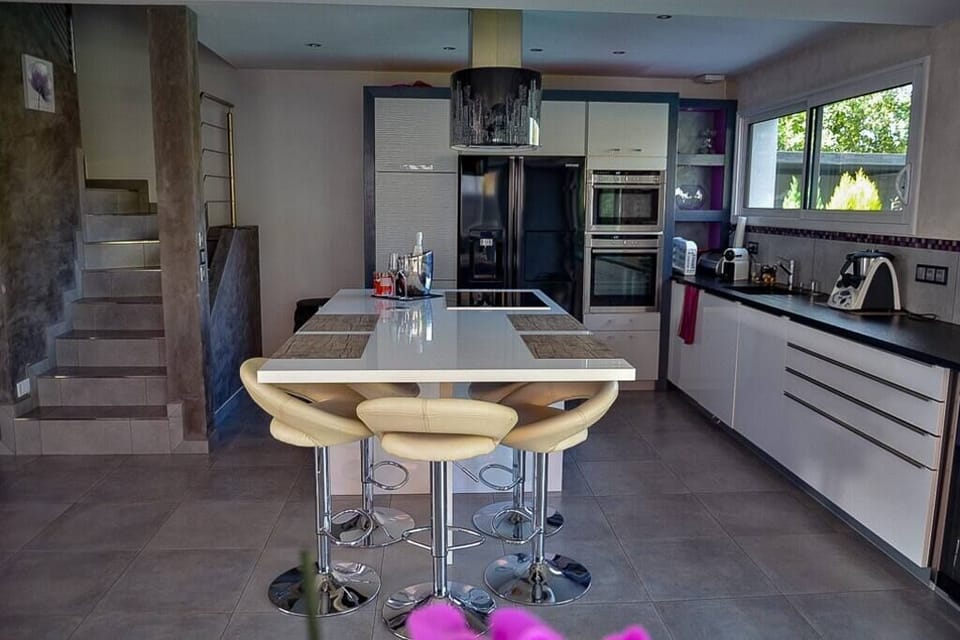 Open American kitchen (1)