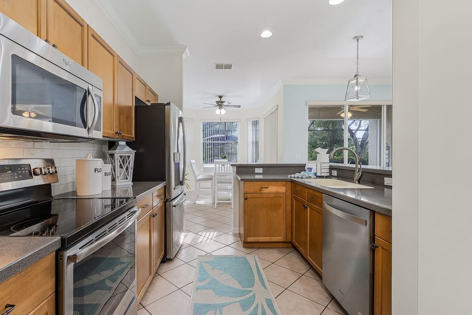 House, 3 Bedrooms | Private kitchen | Coffee/tea maker, fridge