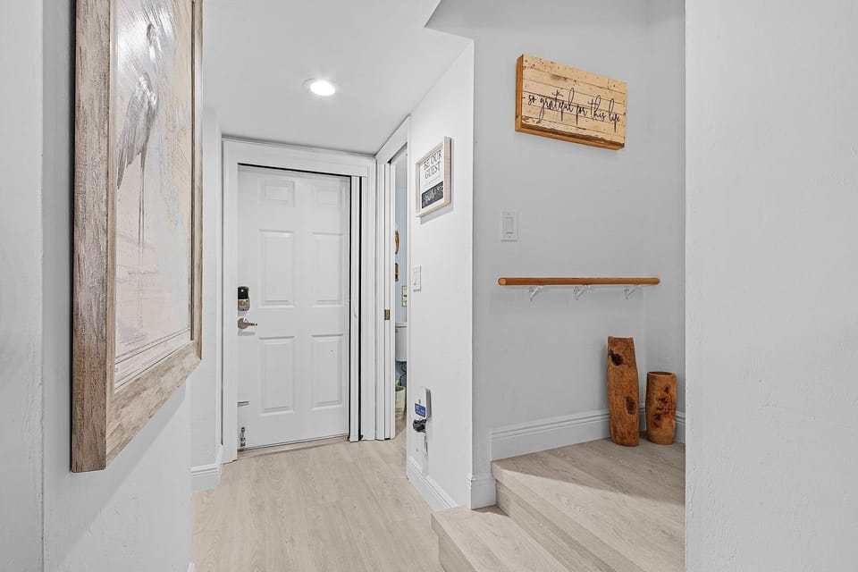 Condo, 2 Bedrooms | Interior