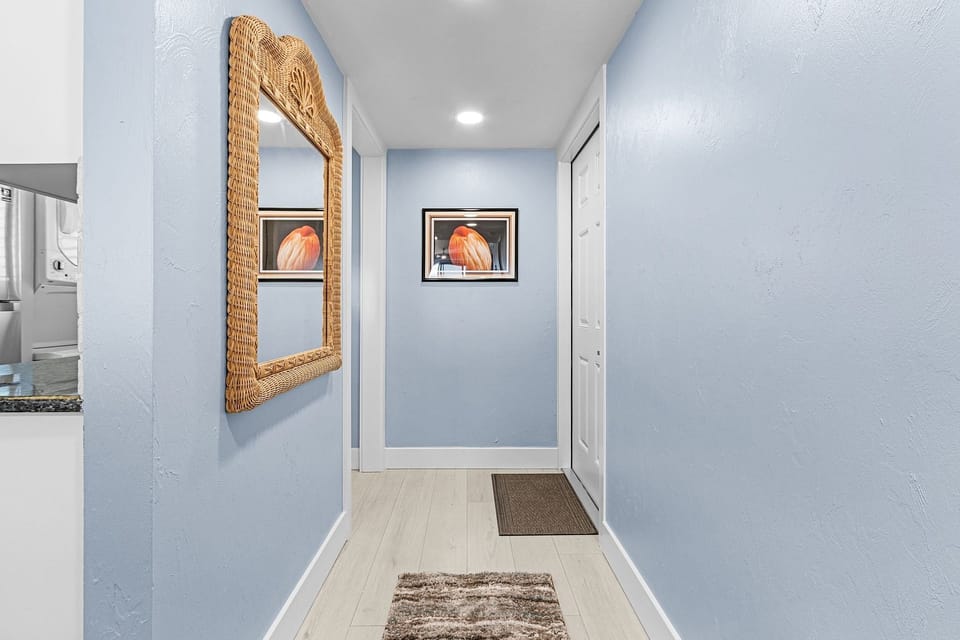 Condo, 2 Bedrooms | Interior