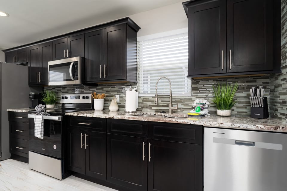 House, 3 Bedrooms | Private kitchen | Coffee/tea maker, fridge, oven