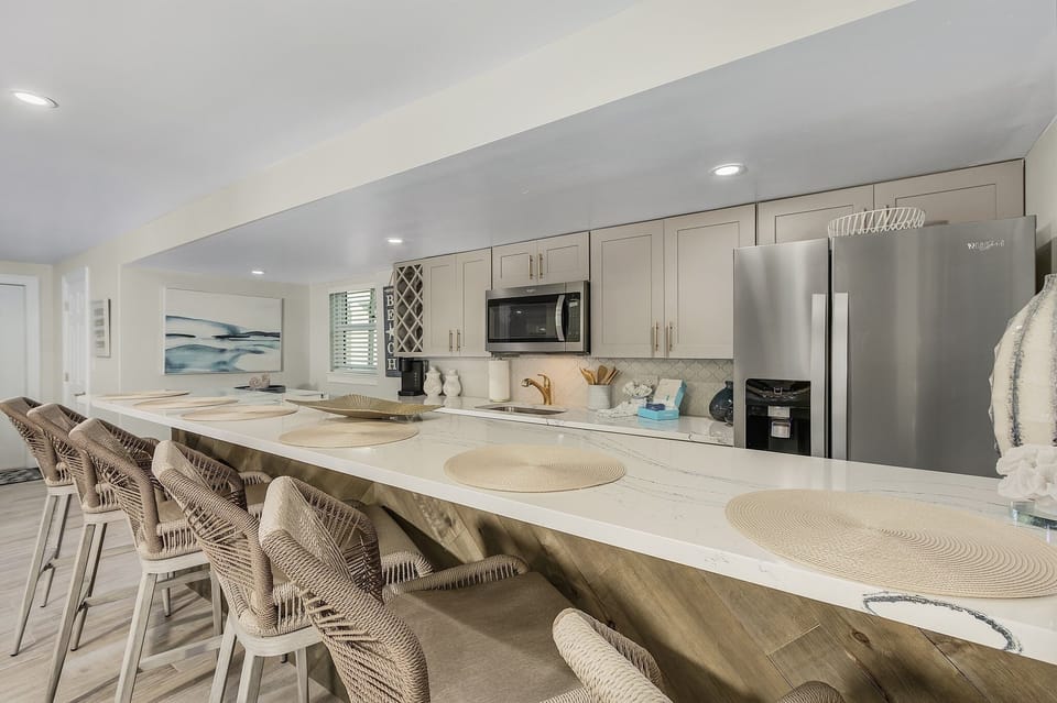 House, 4 Bedrooms | Private kitchen | Coffee/tea maker, fridge, oven, toaster