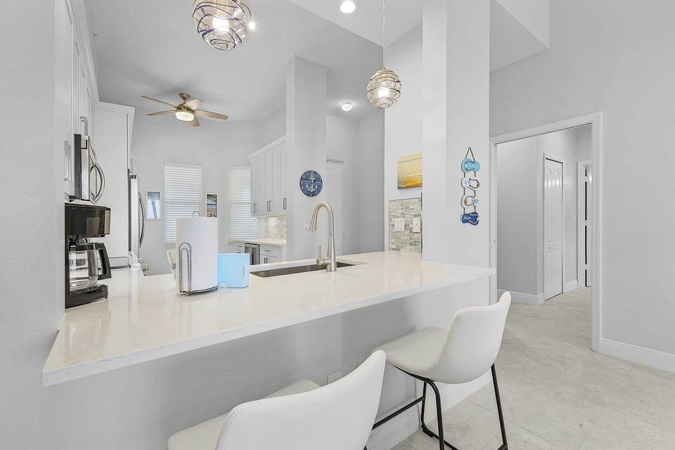 Condo, 2 Bedrooms | Private kitchen | Coffee/tea maker, fridge, oven