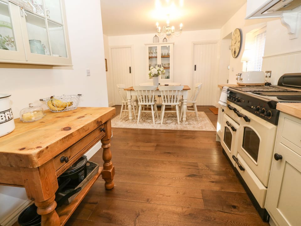 Fridge, electric kettle, toaster, cookware/dishes/utensils