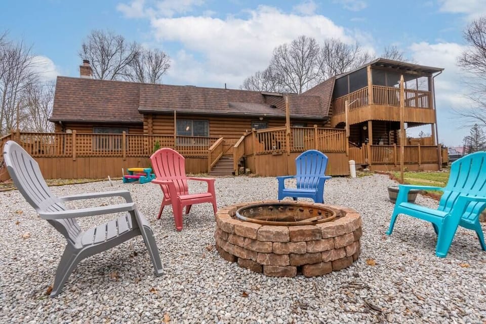 Yes! WnklerWald has a Biergarten. Relax by the fire pit, hang out with loved ones.