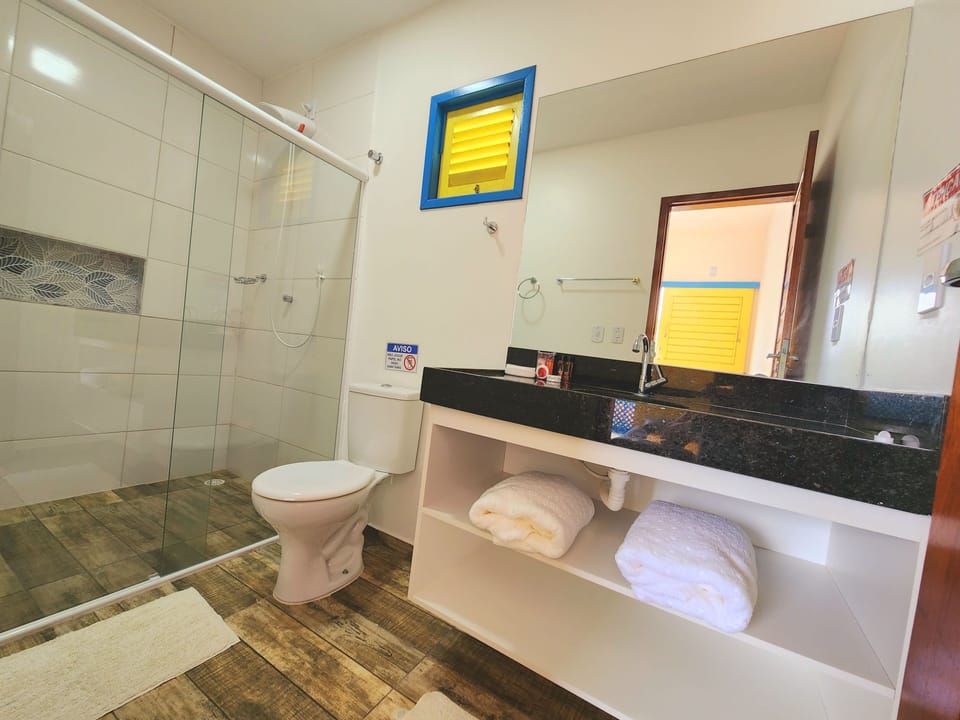 Triple Room | Bathroom | Shower, rainfall showerhead, hair dryer, towels