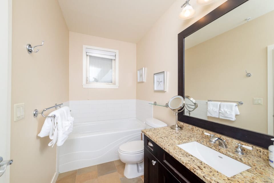 ensuite washroom
