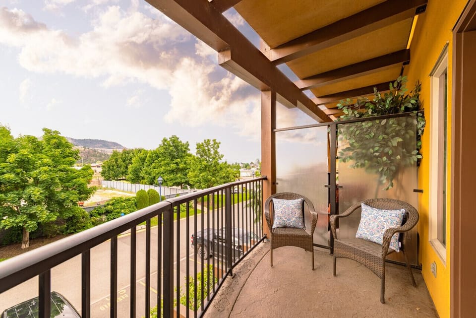 second bedroom patio