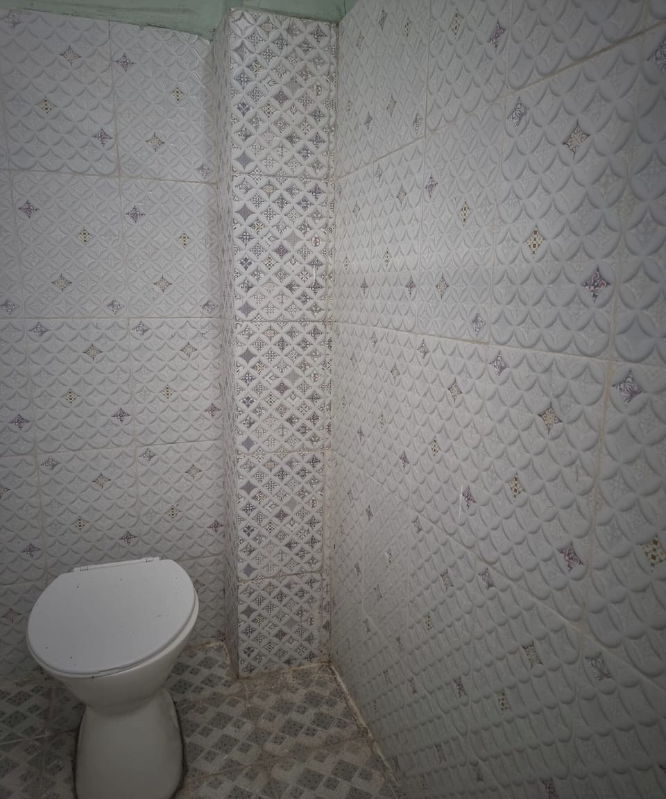 Deluxe Double Room | Bathroom | Shower