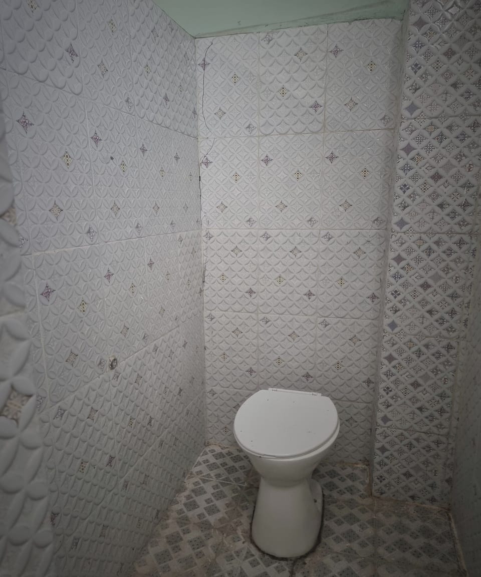Deluxe Double Room | Bathroom | Shower