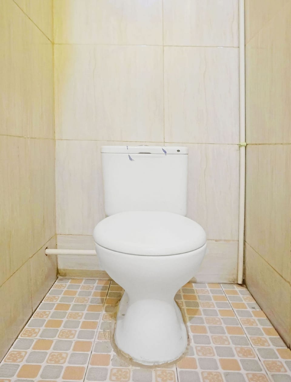 Standard Double Room | Bathroom | Shower, towels, toilet paper