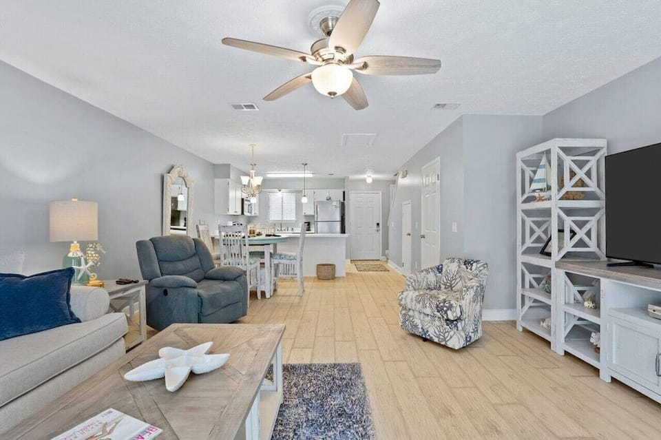 116 Linda Marie Ln-054.jpg