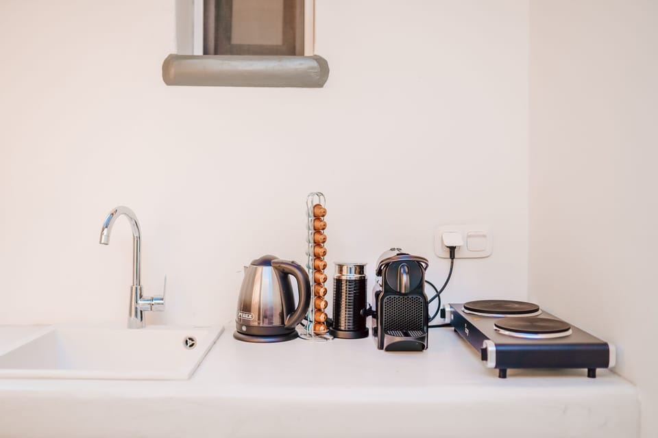Junior Suite with private pool | Private kitchenette | Stovetop, cookware/dishes/utensils