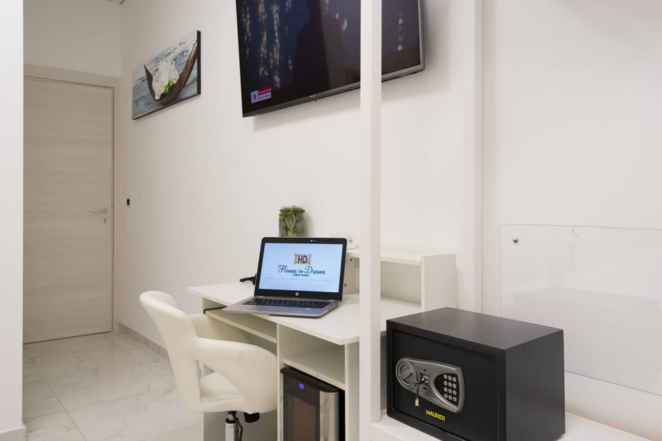 Double Room | Living area