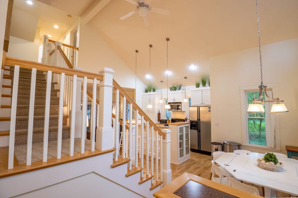 Main House | Main Level | Kitchen | Dining Room