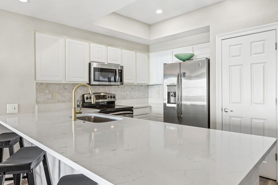 23-Ariel-Dunes-II-1610-Kitchen