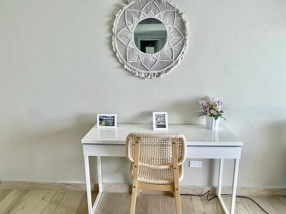 desk