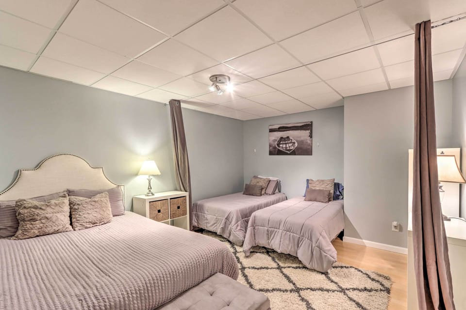 Bedroom 6 | Full Bed | 2 Twin Beds | Basement