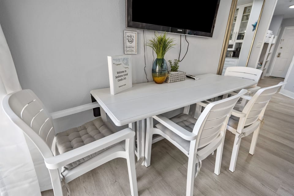 Table and chairs dining & games