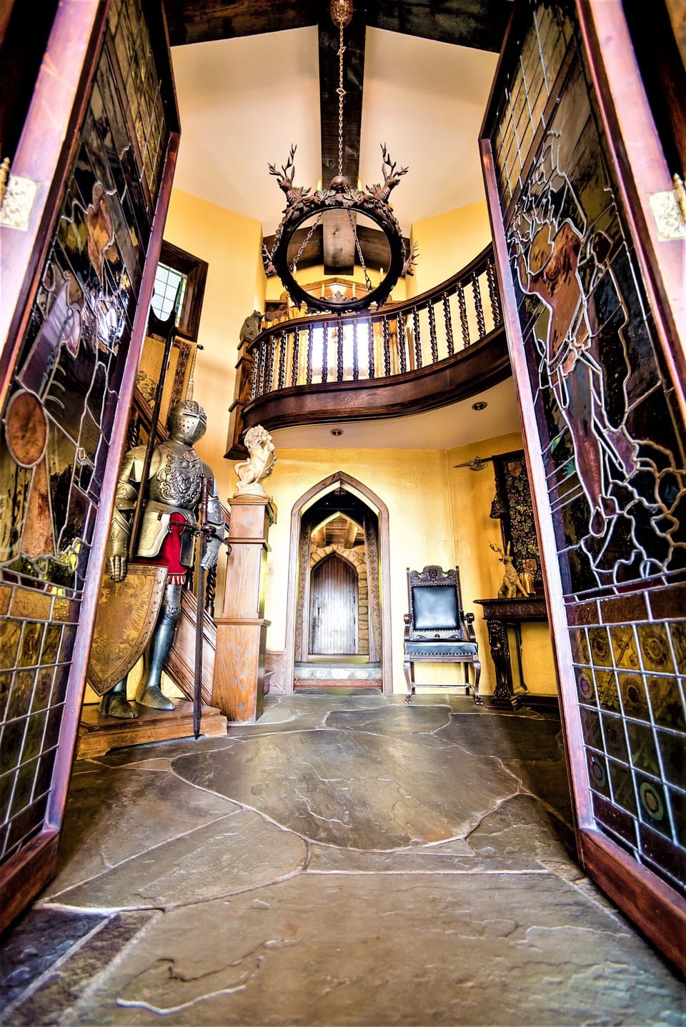 Looking from 'The Great Hall' into the vestibule area of Highlands Castle
