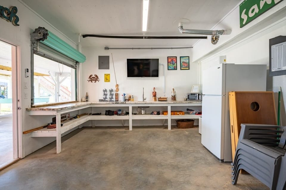 House, 4 Bedrooms | Interior