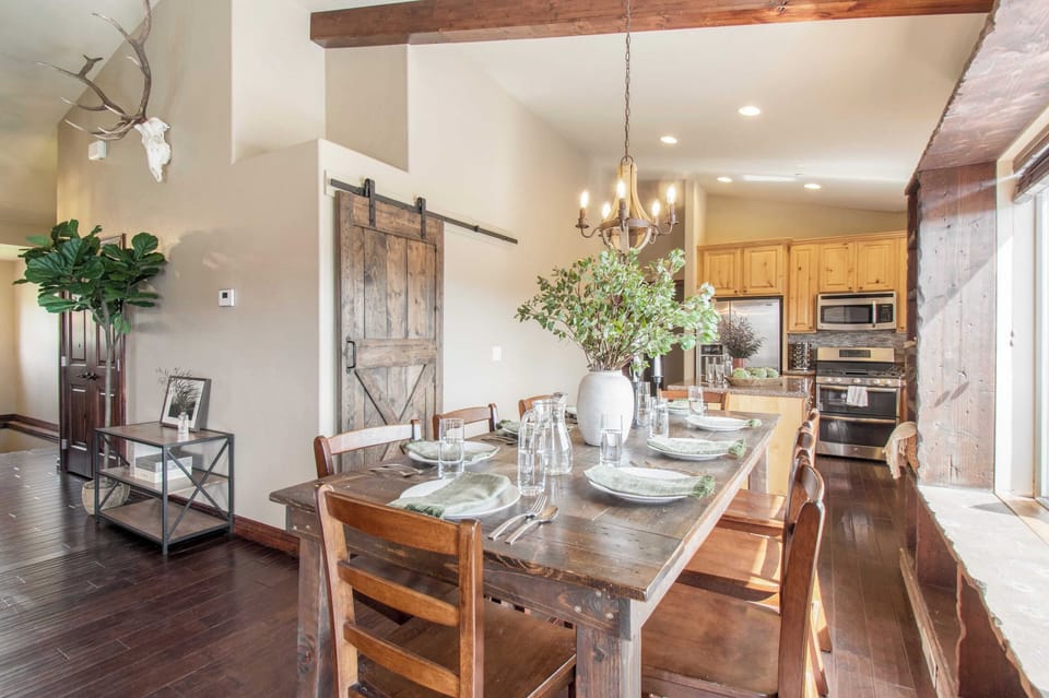 House (4 Bedrooms) | Interior
