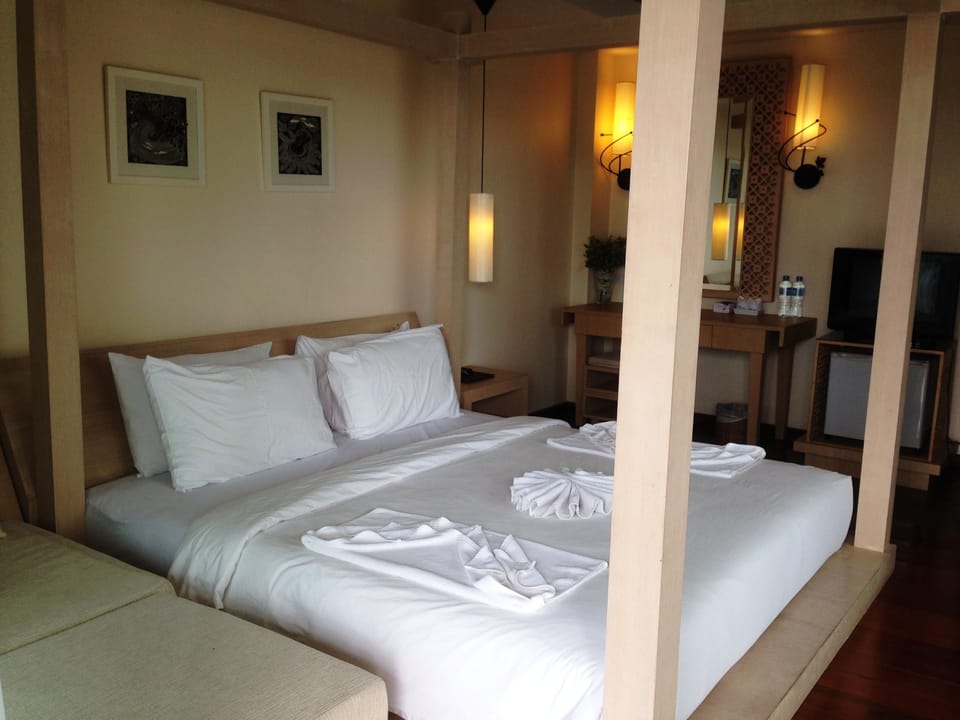 Deluxe Double Room | Rollaway beds