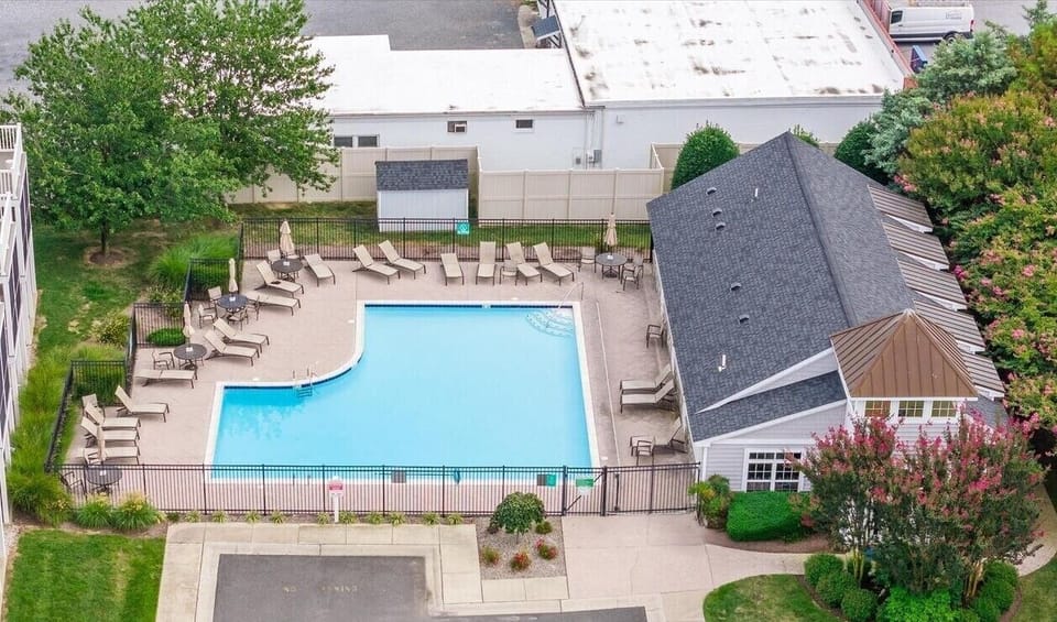 Community Pool and Gym